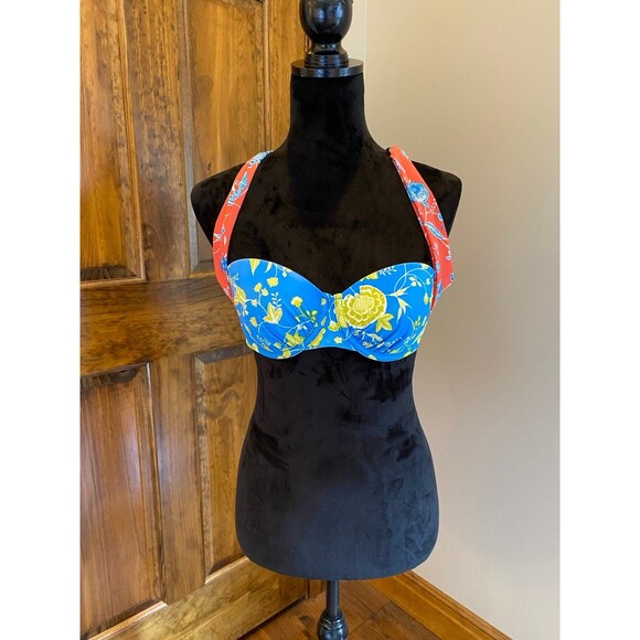 Lands End Size 8 Swimsuit Bikini Halter  Top for Beach Pool Cruise Vacation - Picture 2 of 5